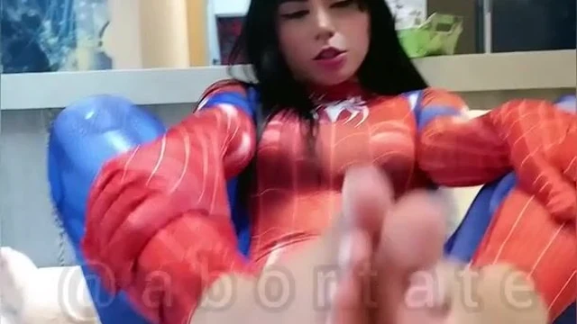 Bianca Alves Spider Girl Suck And Gives Footjob Leak