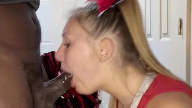 Amyyyy007 Cheeleader Sucking Black Dick Onlyfans Leaked Video