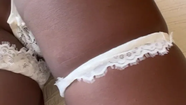 Ellietheempress Ppv Nude Butthole And Pussy Peak Onlyfans Leak
