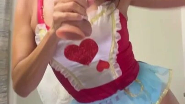 Sexyred_mc Fucks Her Cunt With Her Fav Dildo Leaked Onlyfans