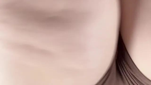Demonmika Delivery Girl Touches Herself When No One's Looking Leaked Onlyfans
