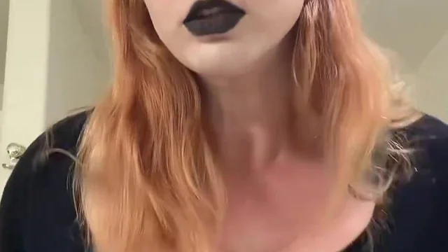Brynnwoods Aka Valkyrie Brynn Dropping Her Big Goth Tits Out Leaked Video