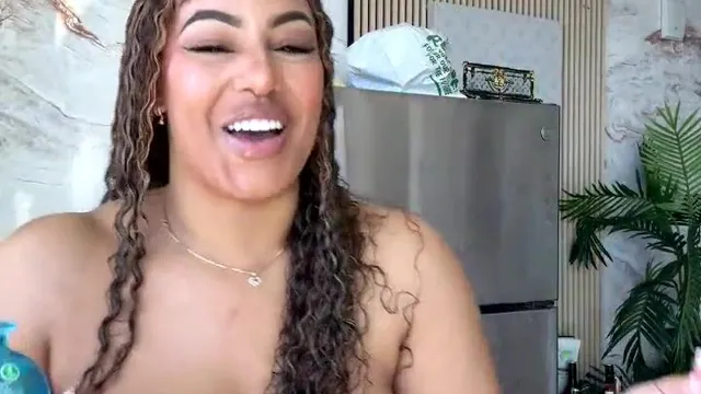Persephanii Ebony Big Bare Boobs Out Teasing Leak Onlyfans