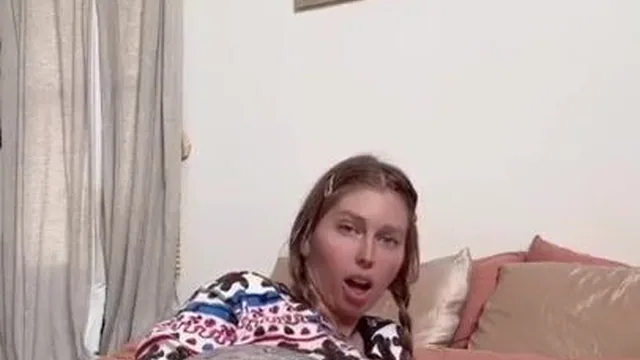 Vicky Aisha Side Way Dildo Fucking Leak Onlyfans Video