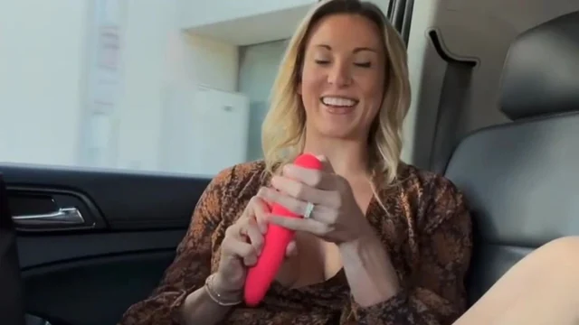 Reemarie Uber Ride Playing Her Nude Pussy Leaked Video