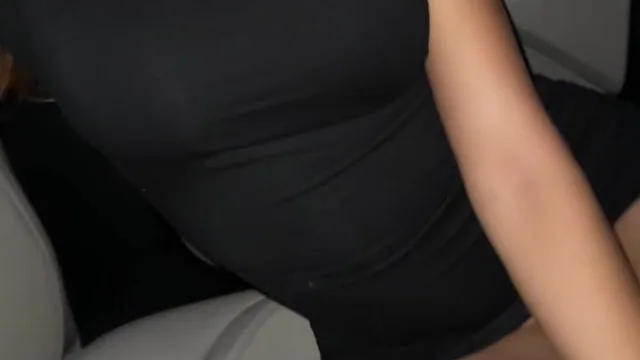 Dainty Wilder Backseat Sluts Eating Wet Cunts Onlyfans Video