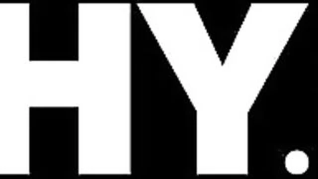 Serenity Cox Gorgeous Milf Serenity Has Her First Anal Leaked Video screenshot