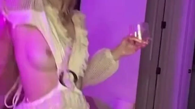Cute Babe In Cowgirl Hat Got Nip Slipped Out On TikTok Live
