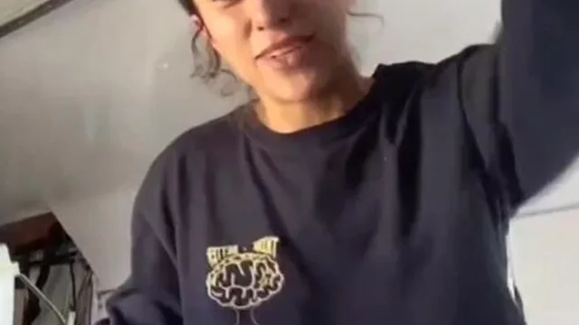 Texas Babe Getting Exposed Boob On Livestream