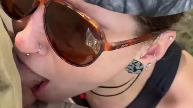 Tashamariejames Suck Dick In The Middle Of A Forest Outdoor Onlyfans