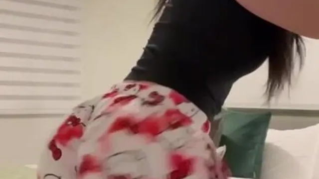 Aishah Sofey $30 Ppv Stripping Bent Over Twerking Onlyfans Leaked Video