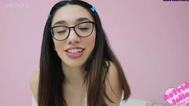 Astrid Jolie Gives A Morning Blowjob For Father’s Day