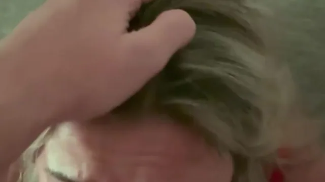 Madiiitay Sucks Cock Under The Mistletoe