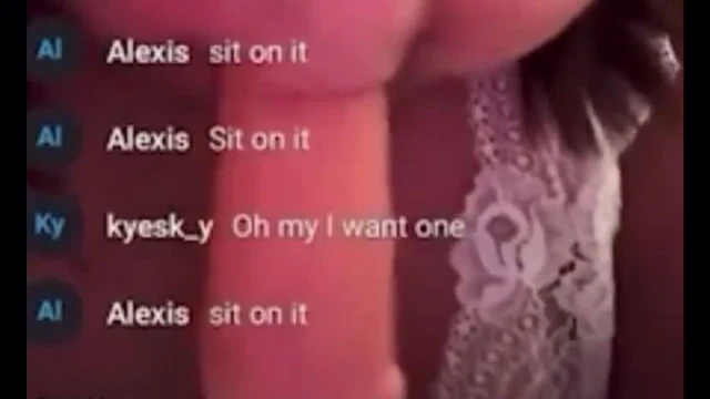 Shawty Bae Sucking Dildo Porn Livestream Leak