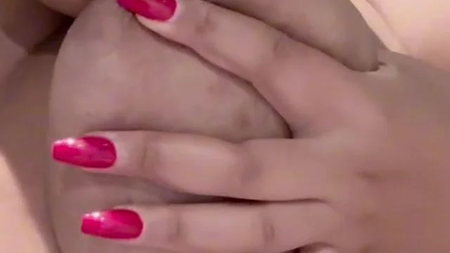 Xxx_missassi Black Babe Sucking Own Tits And Closeup Spreading Pussy Onlyfans