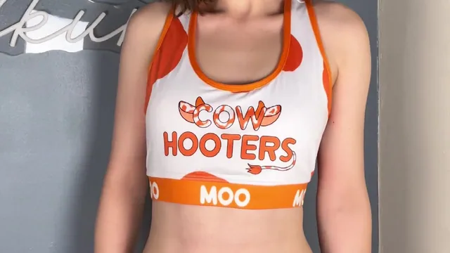 Toothlessteddie Cowgirl Hooters Rubbing Dildo On Her Booty Leaked Only fans porn leak