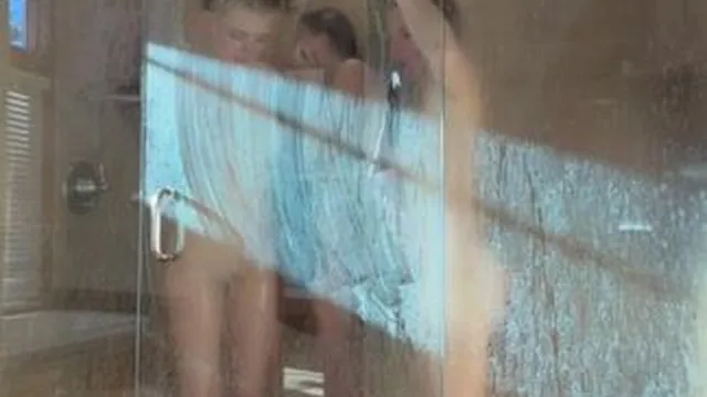 Smashedely Fully Naked Three Way All Girl Shower Onlyfans