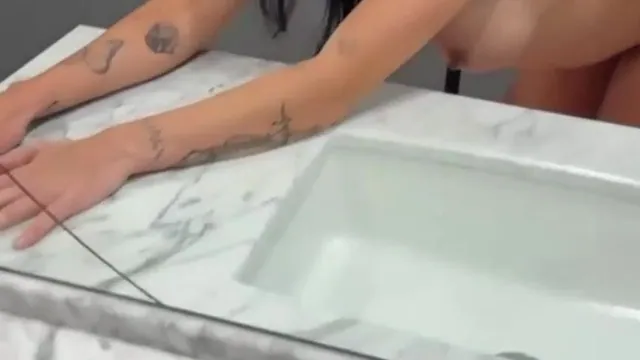 Hentaileah Takes A Facial After Passionate Sex