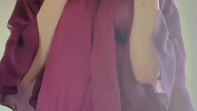 Noemiexlili Seductively Dances In Black Lace Thong