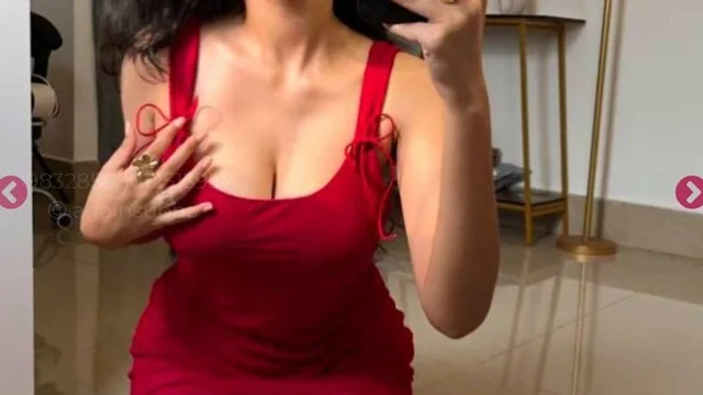 Subhashree Sahu Big Nude Tits Showing With Slight Nipples And Huge Cleveage Excluisve Compliation