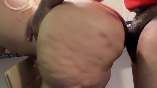 Itswynter AKA Wynter Thicc Curvy Babe Fucked By BBC In Kitchen Fansly