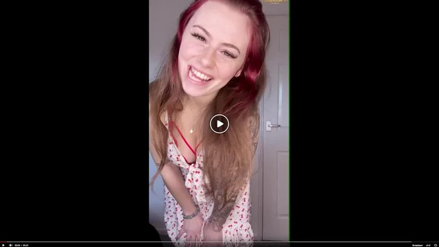 Bakerrosie Stripping Off And Fucked Her Nude Pussy Until She Squirt Cum Onlyfans Leak Video