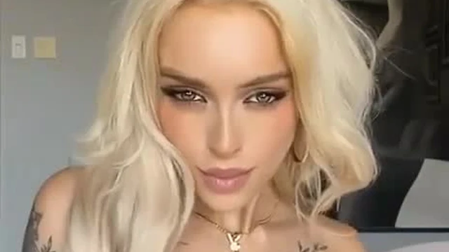 Darlaeliza Stripping Off Her White Top And Flashed Nude Tits And Pussy Leaked Video