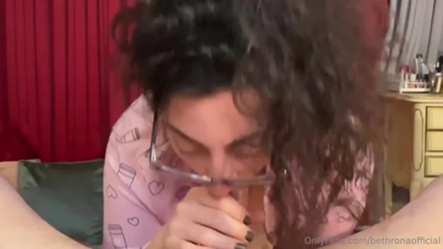 Bethrona Blowjob White Fat Cock And Takes Cum In Mouth Leak Onlyfans Video